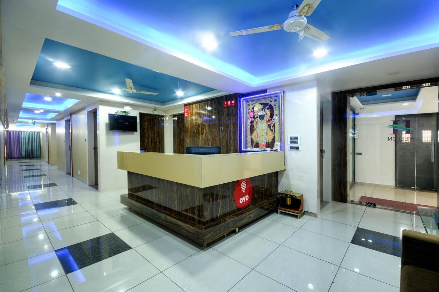 Hotel Hillton Gandhinagar Eksteriør billede