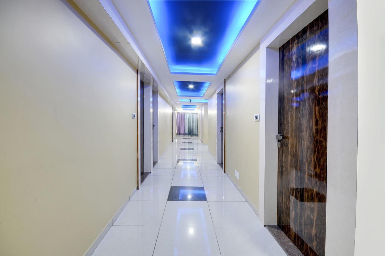 Hotel Hillton Gandhinagar Eksteriør billede
