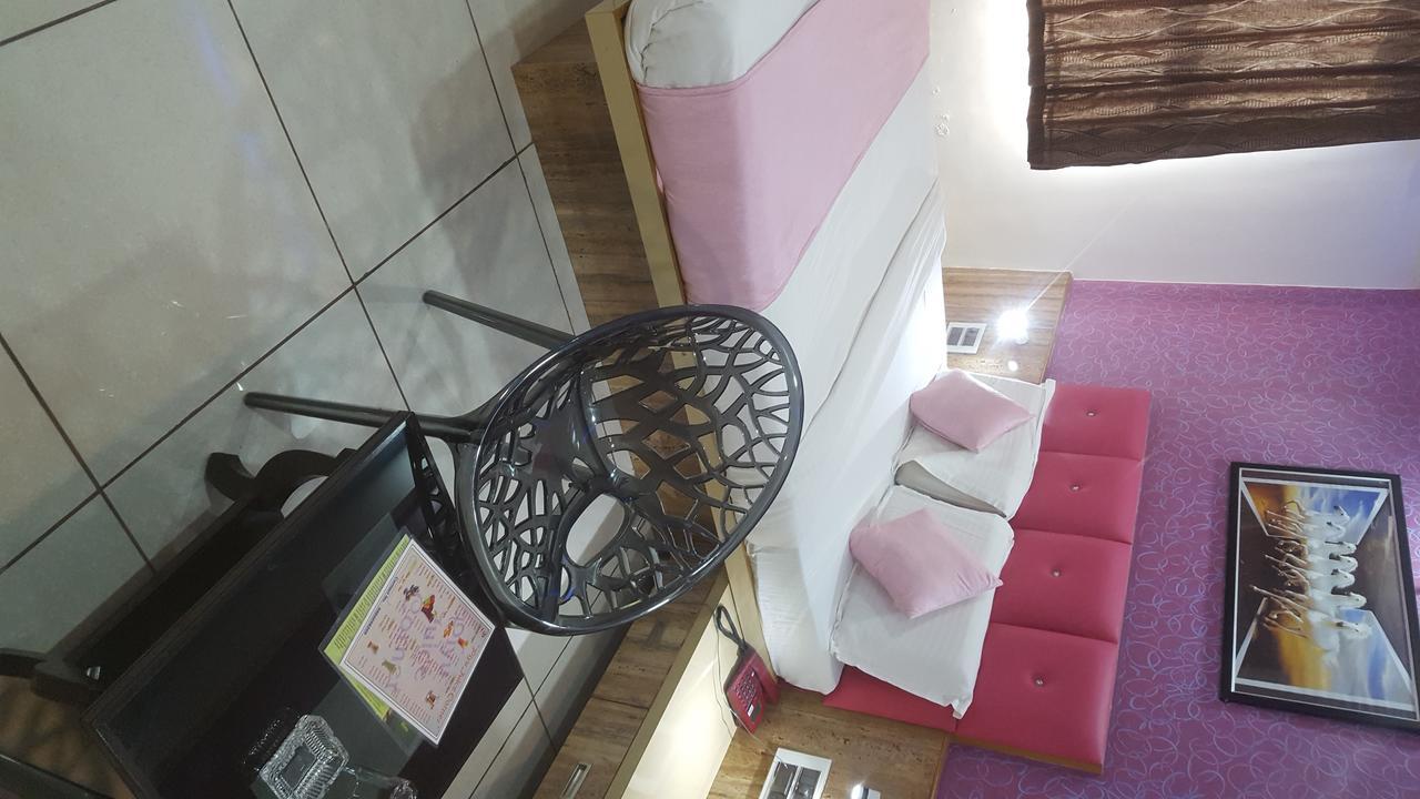 Hotel Hillton Gandhinagar Eksteriør billede