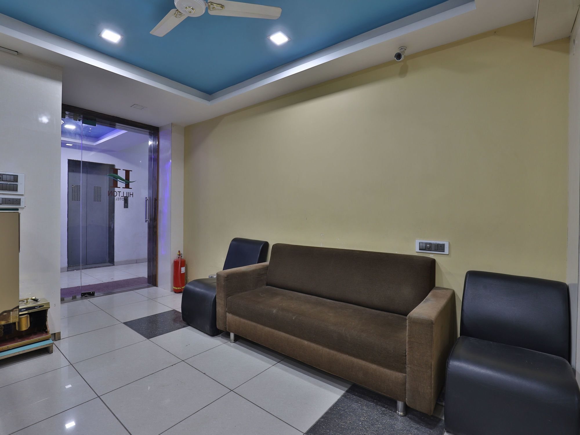 Hotel Hillton Gandhinagar Eksteriør billede