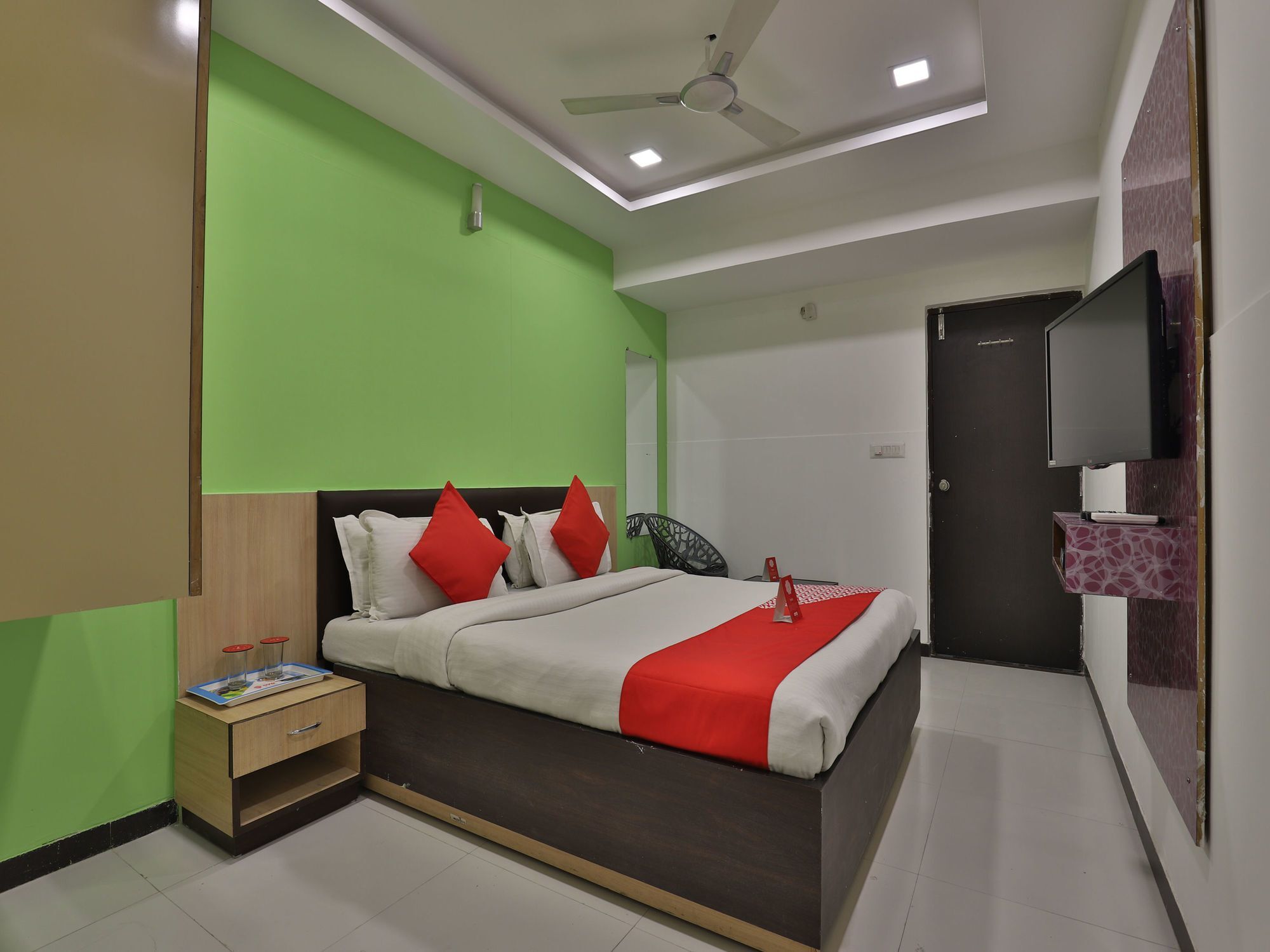 Hotel Hillton Gandhinagar Eksteriør billede